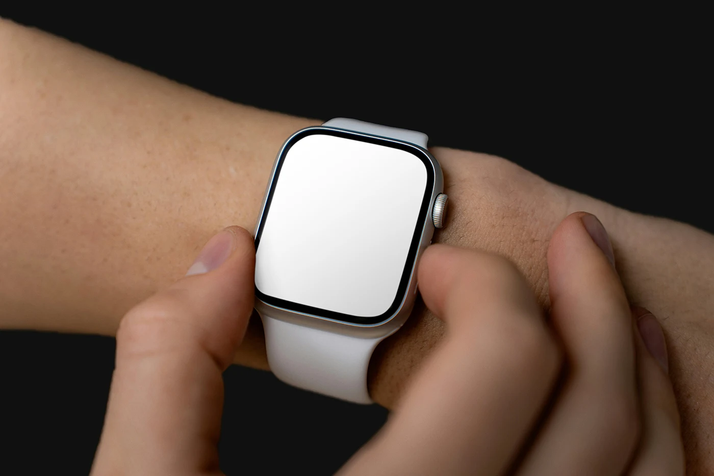 Apple-Watch-on-White-Belt-Mockup-1.webp