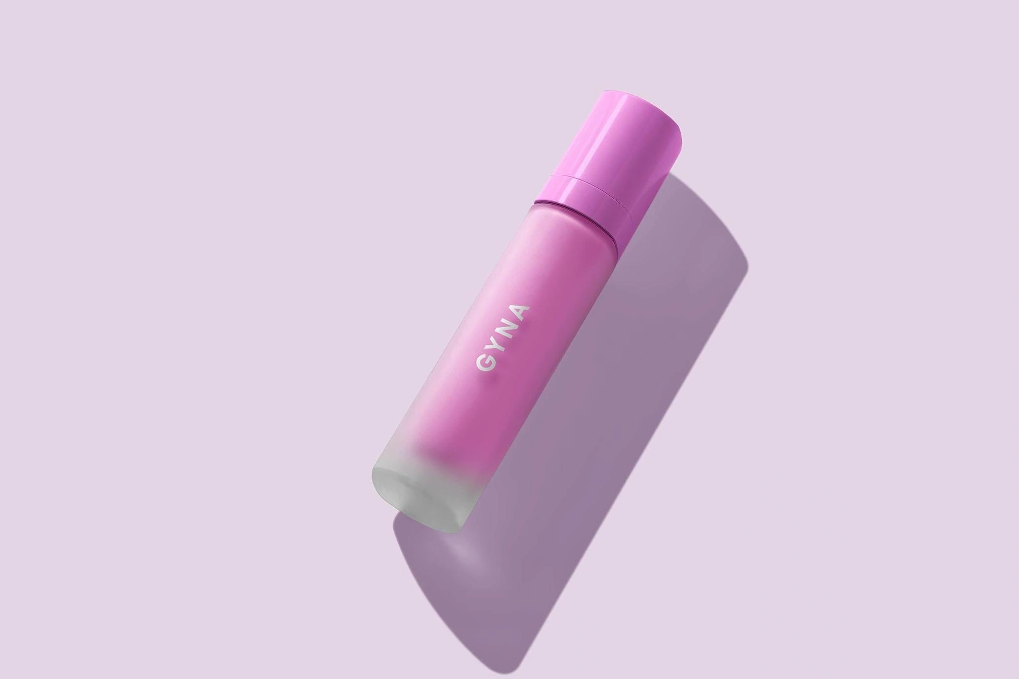 elegant-concealer-bottle-mockup-2.webp